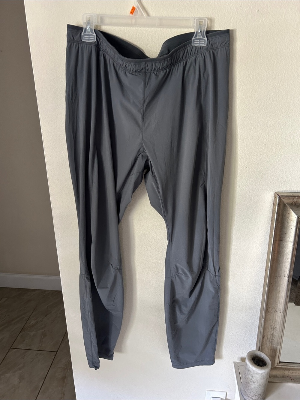 Arcteryx Incendo grey hiking outdoor lightweight nylon pants men’s XL